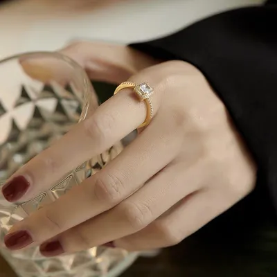 Light Luxury Zircon Super Flash Ring Niche Design Square Diamond Cold Wind Exquisite Opening