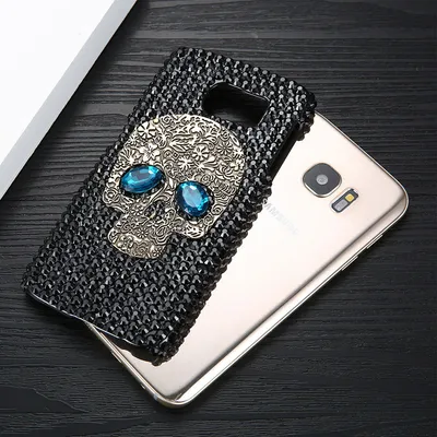 Mobile Phone Protective Shell Black Shell Skull Rhinestone