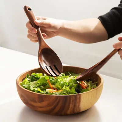 وعاء سلطة فواكه الأرز الخشبي والنودلز