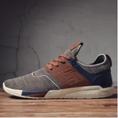 Men's sports shoes