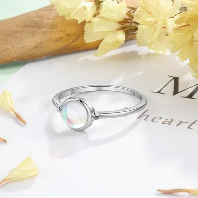 Fashion Women's Round Moonstone Silver Ring