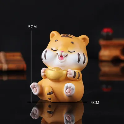 Cute Tiger Ornaments Cartoon Little Tiger Resin Crafts Car Center Console Cake Baking Decorations