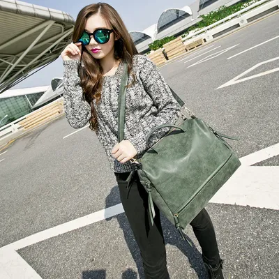 female fashion handbags wholesale bag retro matte leather bag bag locomotive bags bag