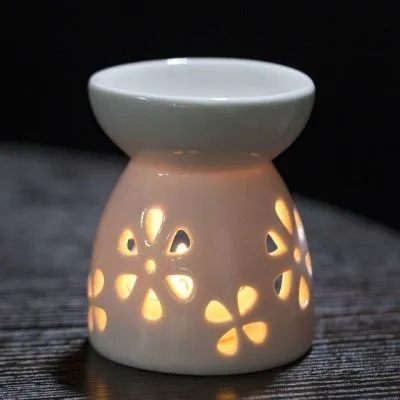 Ceramic Small Size Aromatherapy Furnace Hollow Out Aromatherapy Oil Creative Home Crafts