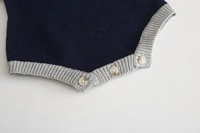 Baby long-sleeved knitted jumpsuit