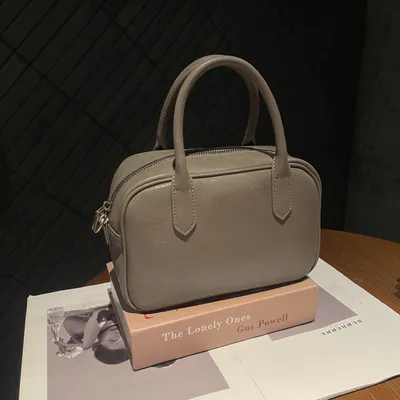 Cross-border Top-grain Leather Bowling Bag, Vintage And Simple Boston-style Small Handbag, Can Be Carried By Hand, Used For Commuting, Single Shoulder, Or Crossbody