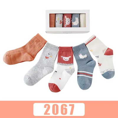 Five pairs of breathable cartoon baby socks in autumn and winter